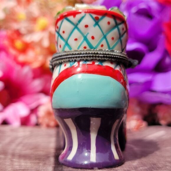 Trinket Box Porcelain Shoe - Picture 10 of 10
